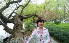 女人你别太嚣张